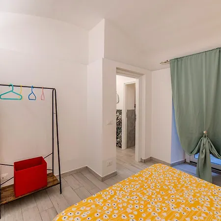 Casa R&r A Due Passi Dalla Torre Apartment *