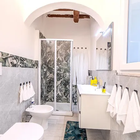 Apartment Casa R&r A Due Passi Dalla Torre