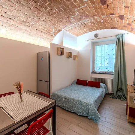 Casa R&r A Due Passi Dalla Torre Apartment *